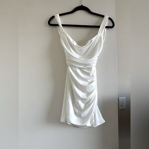 Bodycon dress in white from Lucy in the sky!